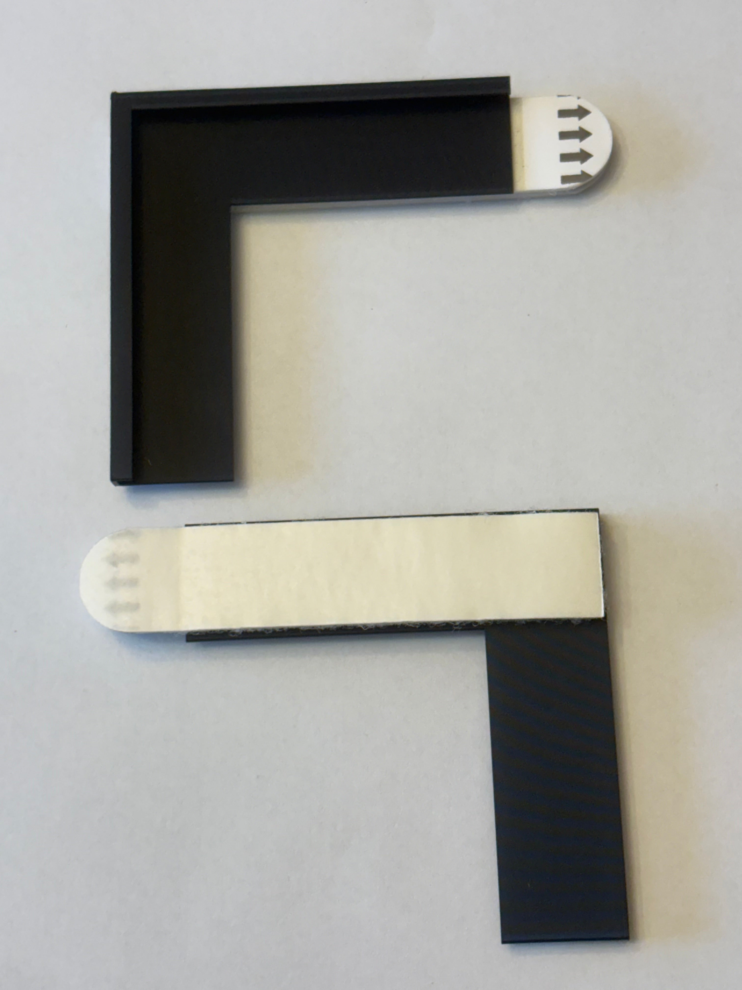 ArtGuard Poster Protector (Corner) Clips